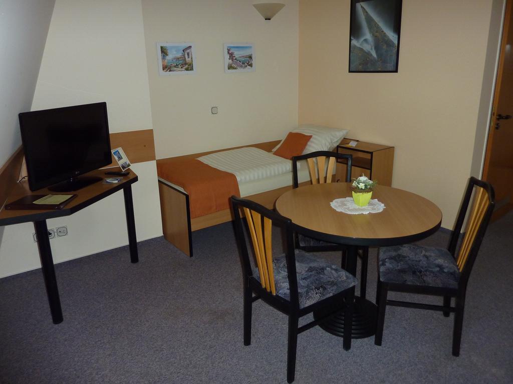 Pension An Der Weisseritz Дрезден Номер фото